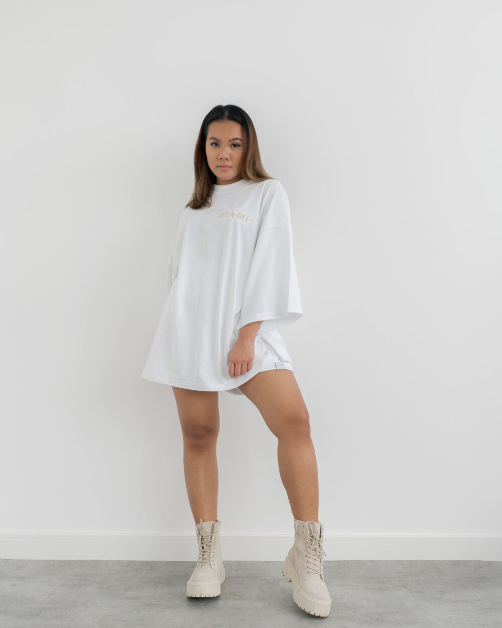 NYLAREI T-shirt