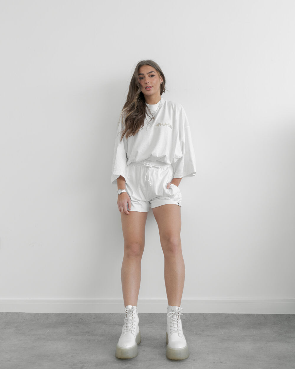 NYLAREI T-shirt